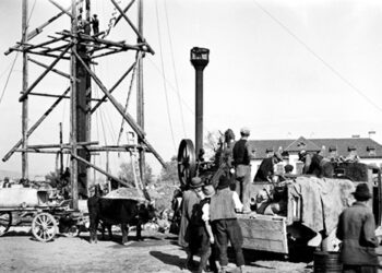 27 octombrie 1938 – A fost inaugurată sculptura „Coloana fără sfârșit” (sau Coloana Infinitului) a lui Constantin Brâncuşi