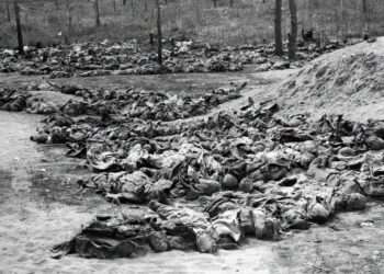 3.000 de români din Bucovina au murit pe 1 aprilie 1941, seceraţi de mitralierele ruşilor