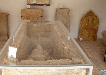 Sarcofag din perioada Daciei Romane, la Muzeul Civilizației Dacice și Romane Deva