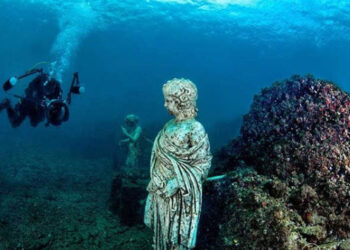 Vestigiile unei stațiuni romane de lux, scufundate în Golful Napoli, descoperite de arheologi