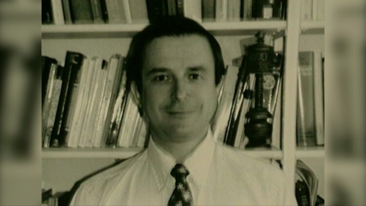 La 41 de ani, pe 21 mai 1991, este asasinat Ioan Petru Culianu