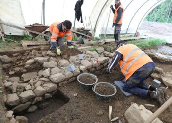 Ziduri romane, vechi de 2.000 de ani, descoperite în Alpii elvețieni