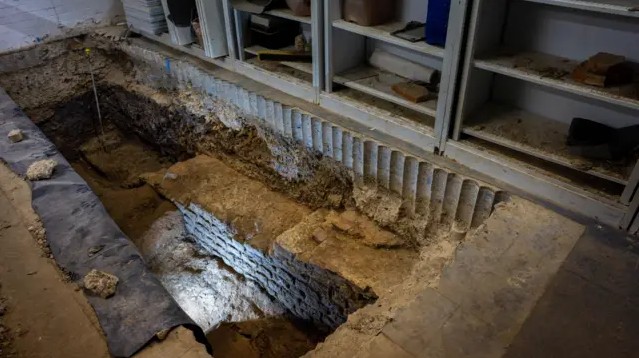Rămășițele primei bazilici romane din Londra, descoperite sub o clădire comercială