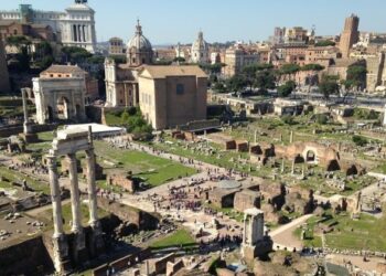 (III) CURIOZITĂȚI ROMANE: Despre EDIFICII