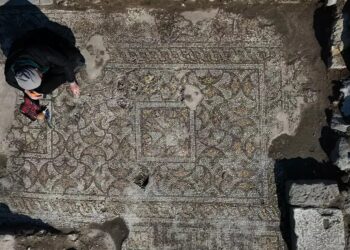 „Casa Mozaic”, veche de 2.000 de ani, descoperită pe situl spectaculosului oraș grecesc antic, Pergamon