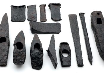 Primul set complet de unelte de piatră din Dacia preromană, descoperit în județul Hunedoara