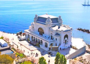 „De la Mamaia la Mangalia”: Peste 350 agenți de turism și jurnaliști, în vizită pe litoralul românesc
