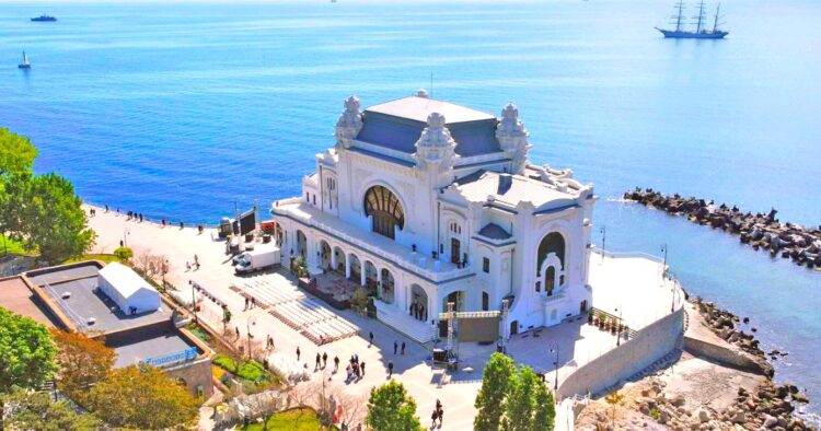 „De la Mamaia la Mangalia”: Peste 350 agenți de turism și jurnaliști, în vizită pe litoralul românesc