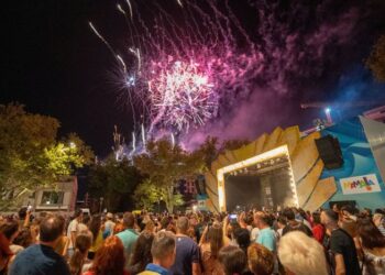Bere Gratis, Smiley și Fuego deschid sezonul estival la Mamaia, în Piațeta Cazino