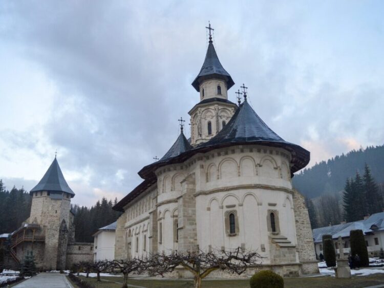 10 iulie 1466, Putna: piatra de temelie a „Ierusalimului Neamului Românesc”