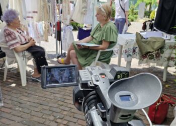 Lupa Artis: Iulia Goran – mai mult decât artist popular