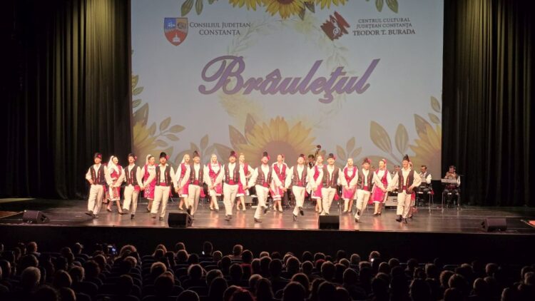 Tradiție, emoție și artiști de renume, cu Ansamblul „Brâulețul” și invitații săi