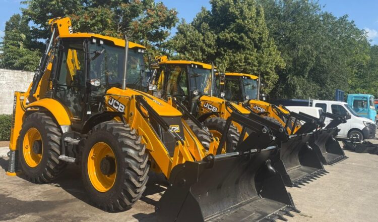 Buldoexcavatoare de ultimă generație, la Drumuri Județene Constanța