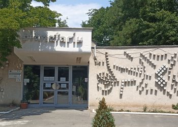 La vânătoare de Perseide, pe platforma din fața Planetariului Constanța