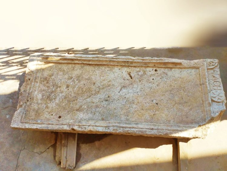 MINAC: Stelă funerară din perioada romană a Tomisului, descoperită pe 2 septembrie 2013