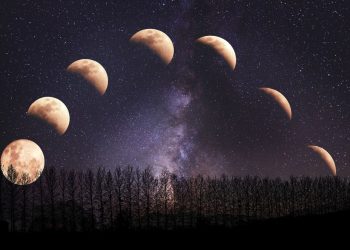 CMSN vă invită duminică, 7 septembrie, să observați eclipsa totală de Lună, pe plaja din zona Delfinariu