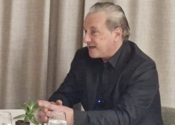 Lupa Artis: George Măndilă, ”vinovat” pentru #valuridecultură în destinația Mamaia – Constanța (I)