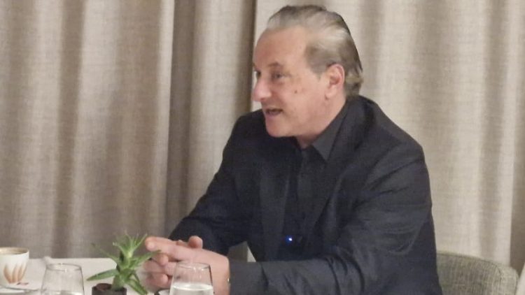 Lupa Artis: George Măndilă, ”vinovat” pentru #valuridecultură în destinația Mamaia – Constanța (I)