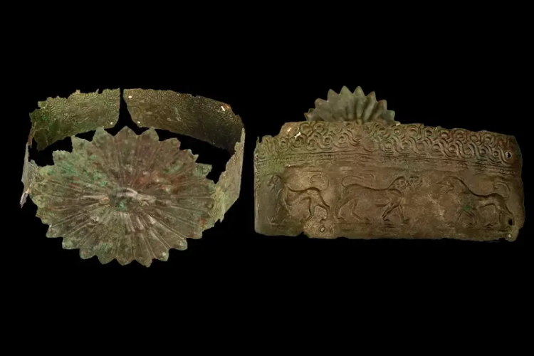 Diademă impresionantă, descoperită într-un cimitir antic din Grecia