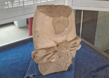 „Afrodita cea modestă” – Statuetă antică descoperită la Tomis, expusă la Edificiul Roman cu Mozaic