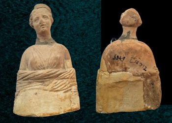 Statuetă antică, descoperită la Mangalia, expusă la Edificiul Roman cu Mozaic