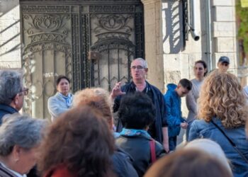 Descoperiți Constanța regală, într-un tur ghidat de istoricul Cristian Cealera
