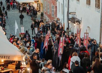 Weekend de poveste la Sighișoara: A început „CARNAVAL ÎN CETATE”
