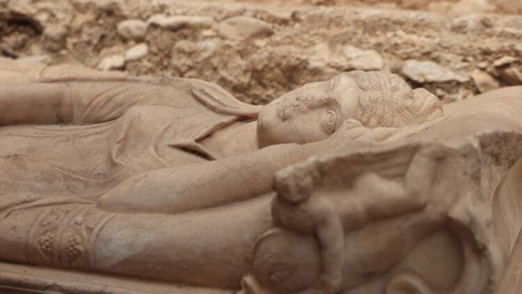 Mormânt monumental, descoperit în provincia Antalya