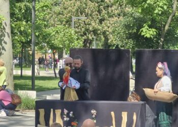 De ziua lor, în parc. #gadgeturile bunicilor