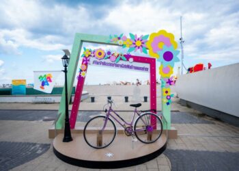 Noi puncte „instagramabile” în Mamaia, pentru iubitorii de fotografie și experiențe de vacanță