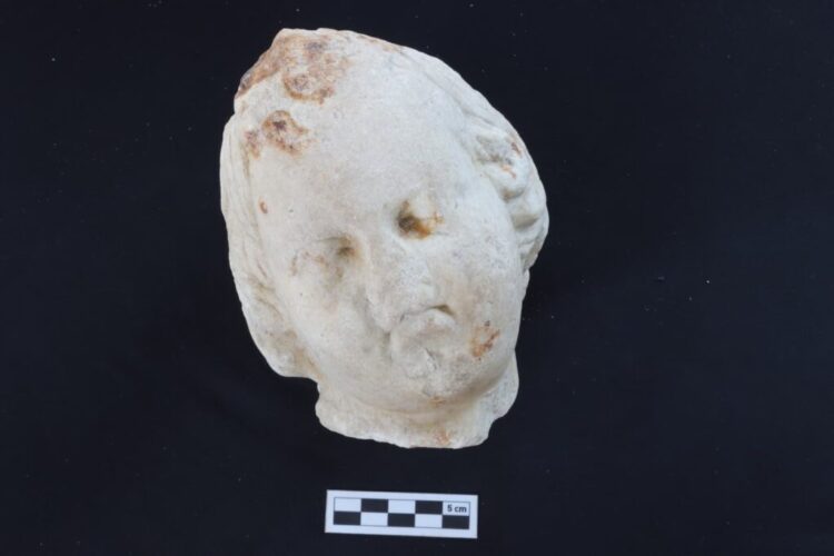 Cap de marmură al lui Eros și podele de mozaic, descoperite în Pompeiopolis, în Turcia