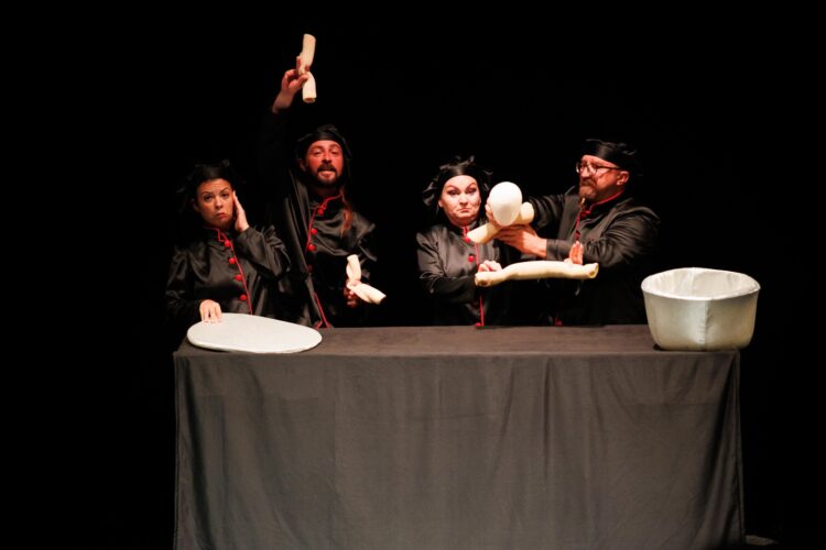 „Bucătarii magici” deschid stagiunea Teatrului pentru copii