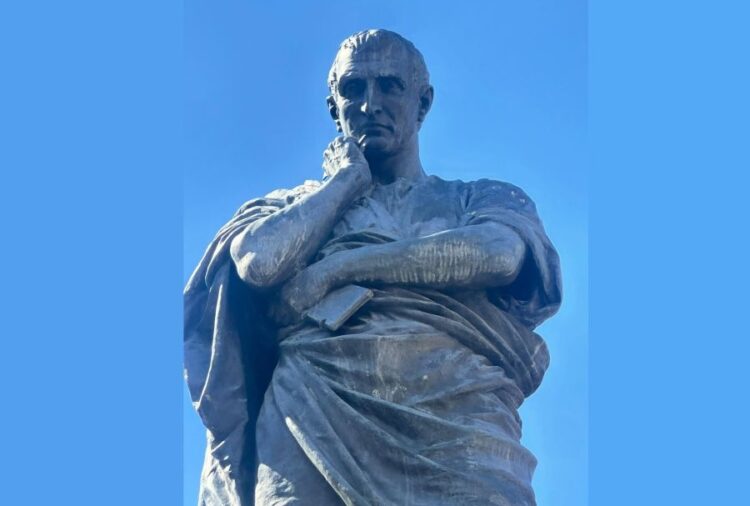 OVIDIUS – De la Constanța, la Sulmona, două statui și un stilus misterios