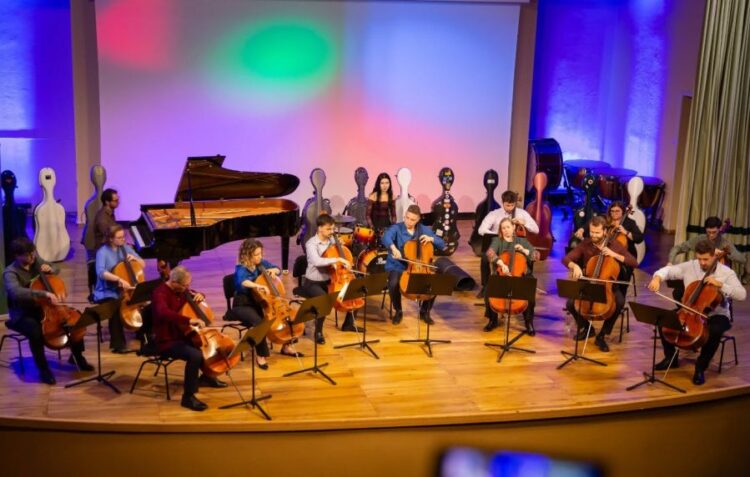 VIOLONCELLISSIMO – Un turneu spectaculos ajunge la Constanța, pe 27 septembrie